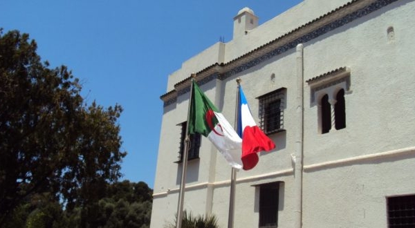 Résultat de recherche d'images pour "ambassade de france en algerie""