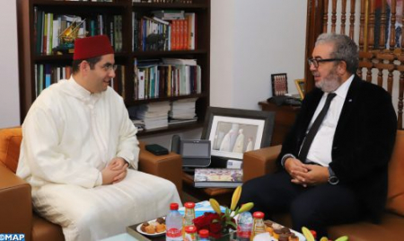 Maroc : Mehdi Bensaïd, un jeune ministre qui cautionne l’illégalité