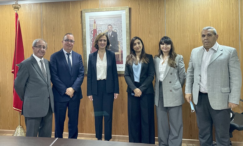 Maroc: les restaurateurs disent merci à la ministre du Tourisme, Fatim-Zahra Ammor