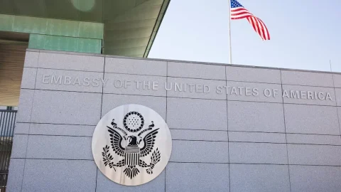 L’ambassade des États-Unis au Maroc clarifie ses consignes sur les réseaux sociaux pour les demandeurs de visa