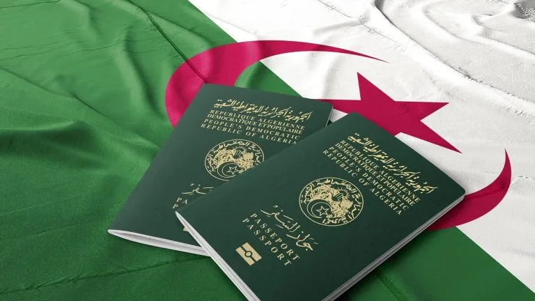 Passeports algériens délivrés à des sans-papiers : l’État français invalide les documents émis à Toulouse