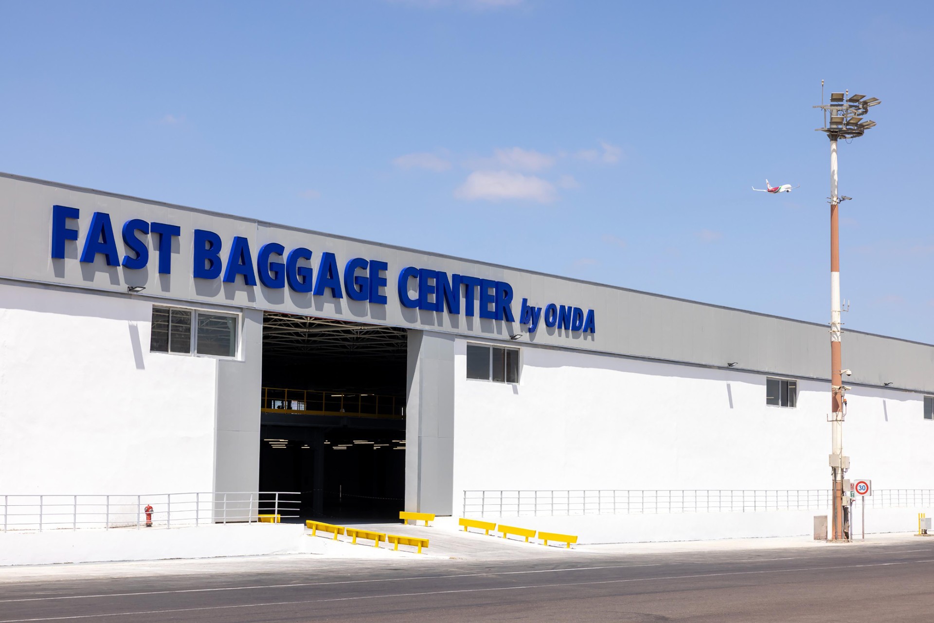 Aéroport Mohammed V : l’ONDA révolutionne la livraison des bagages avec son Fast Baggage Center