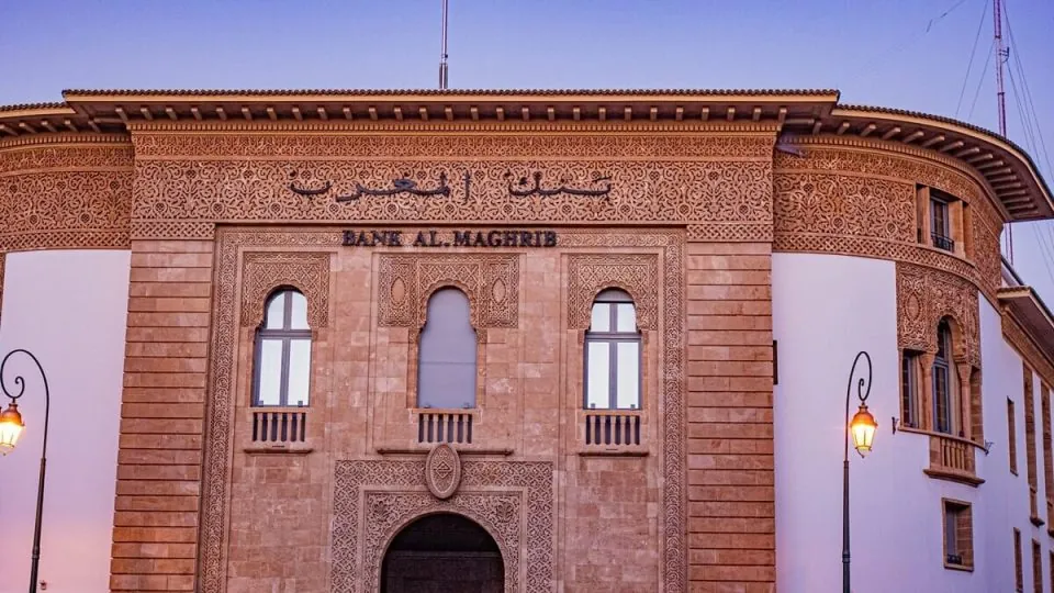 Réuni pour sa troisième session trimestrielle de l’année, le Conseil de Bank Al-Maghrib a décidé de maintenir inchangé son taux directeur à 2,25%