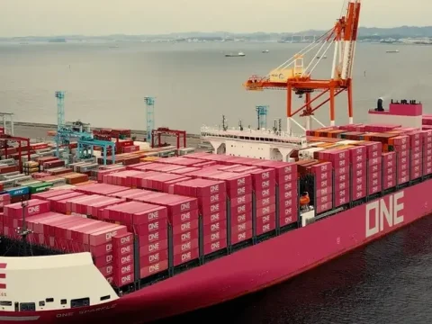 La compagnie maritime japonaise Ocean Network Express (One) mise sur le Maroc à travers une nouvelle ligne Valence–Lisbonne–Casablanca