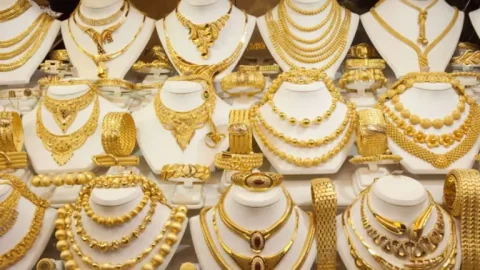 Algérie : quand l’État veut tout contrôler, jusqu’à l’achat des bijoux en or par la diaspora