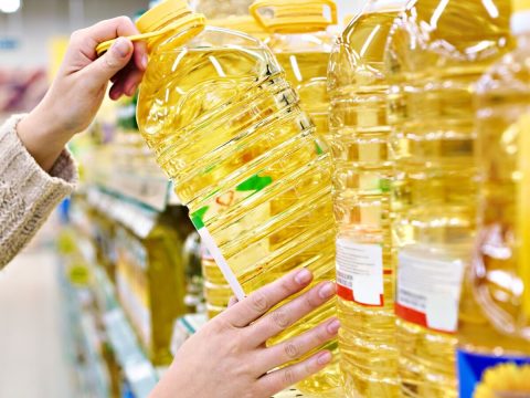 Maroc : pour le Sahara, le gouvernement achète pour 80 millions de dirhams d’huile de table subventionnée