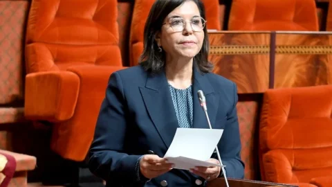 Au Parlement, Zakia Driouich ne jure que par les pastillas, les tajines et les quiches de luxe
