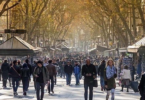 303 065 ressortissants marocains vivent en Catalogne au 1er janvier 2025 et constituent la première communauté étrangère